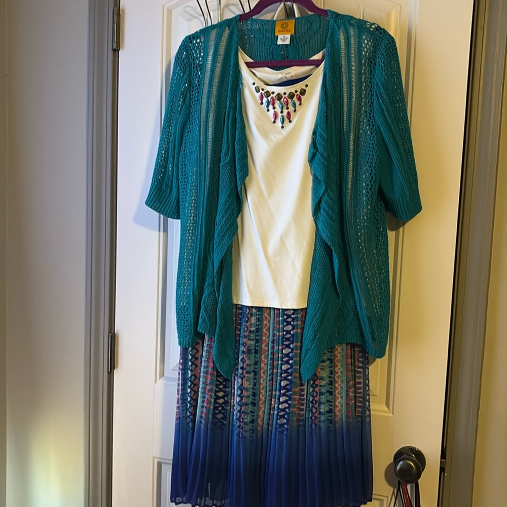 Ladys Ruby Rd skirt set